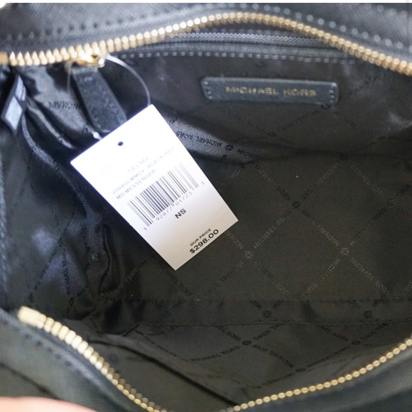 MICHAEL KORS MEDIUM SELMA 🌹 ROSE PRINT BLACK LOGO MESSENGER CROSSBODY BAG NWT - Picture 8 of 13